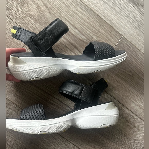 Sorel Women's Explorer Blitz Stride Sandals - Picture 5 of 11